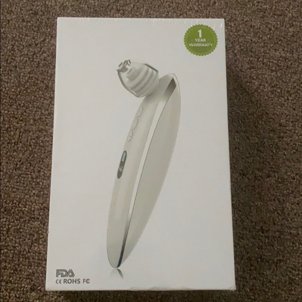 blackhead remover suctioner